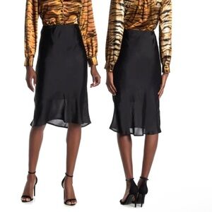 FORGOTTEN GRACE Solid Pull-On Satin midi Skirt, Black, Size Small